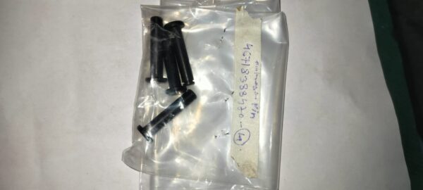 BMW -FOOTREST PIN  -46718388470